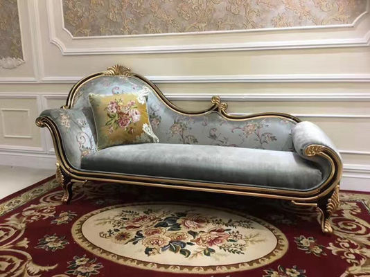 Biały francuski luksusowy szezlong
